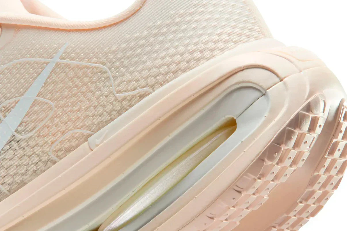 Nike Vomero Premium Chalk Beige