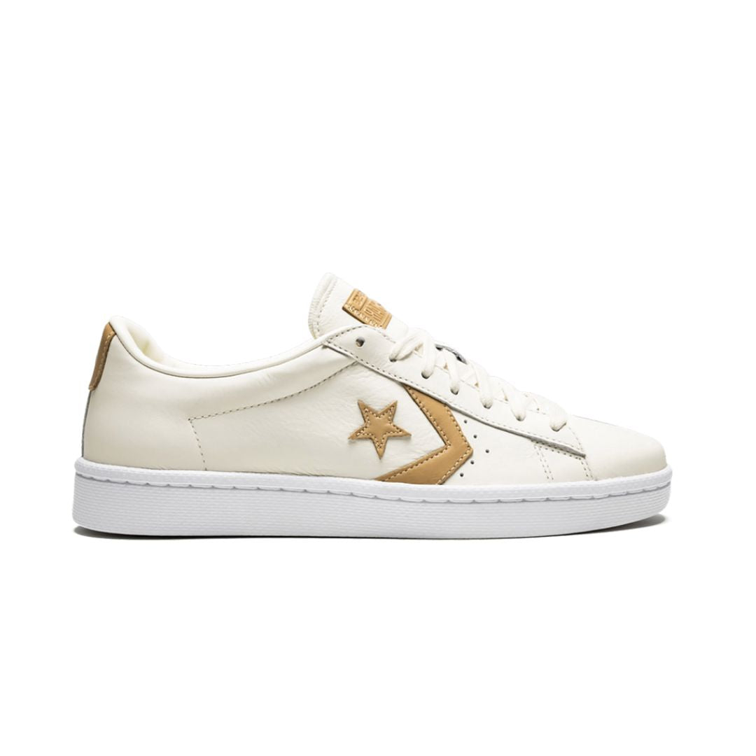 More Converse Pro Leather 76 Ox