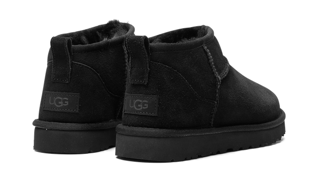 UGG CLASSICS ULTRA MINI WMNS "Triple Black"