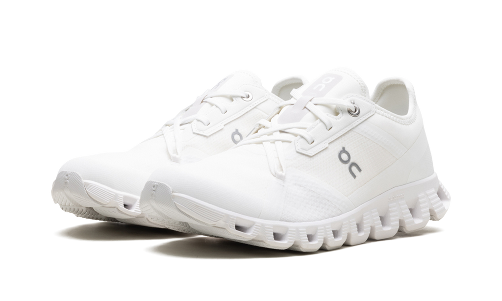 On Running Cloud X 3AD Undyed White