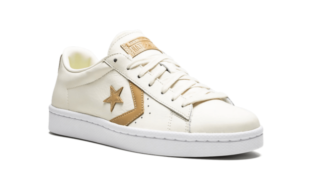 More Converse Pro Leather 76 Ox