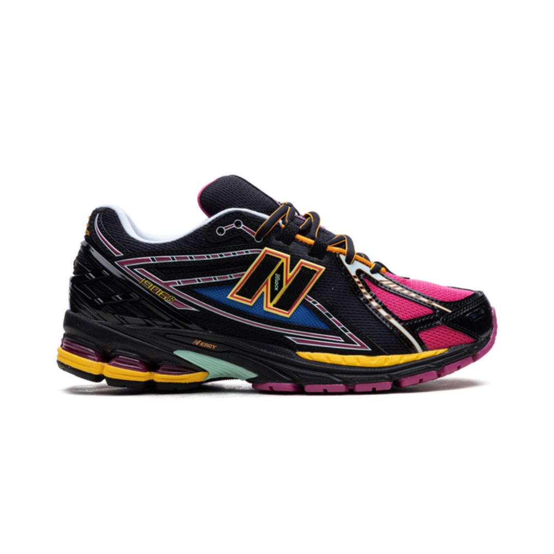 New Balance 1906R "Black/Pink"